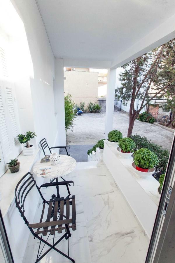 All You Need Is Nafplio Apartment Exterior photo